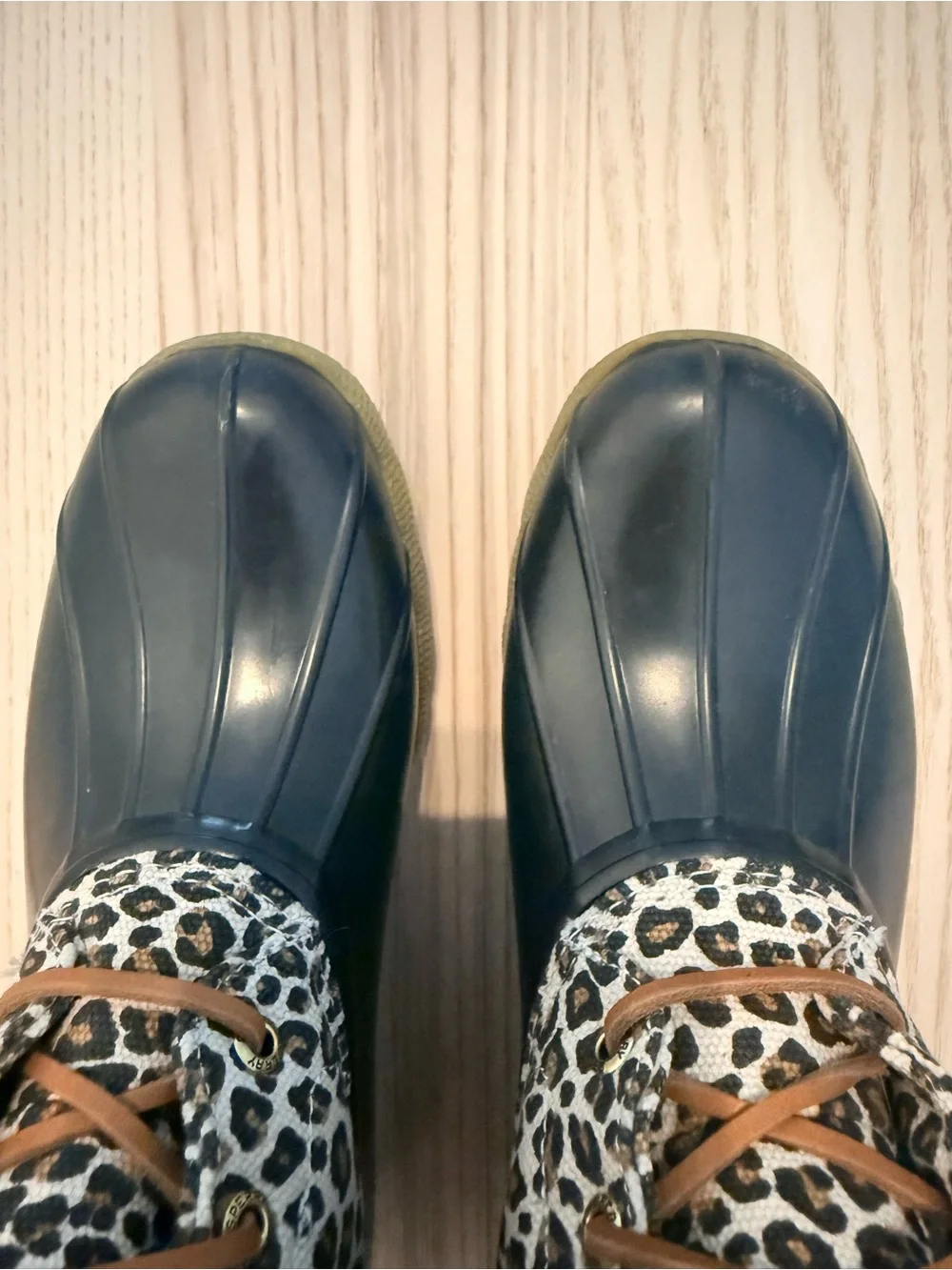 Sperry Women’s Saltwater Duck Boots Leopard Black Print Womens 7.5 Waterproof
